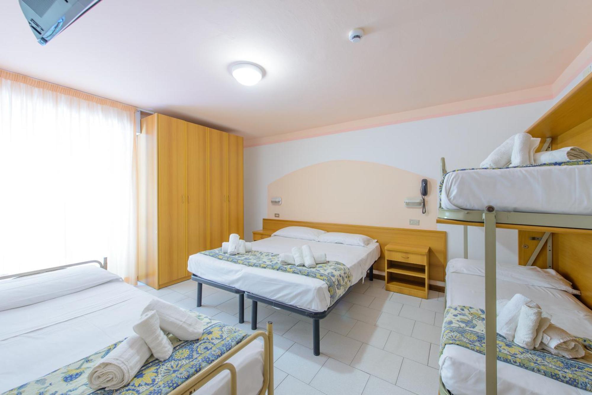 Hotel Colorado Rimini Extérieur photo